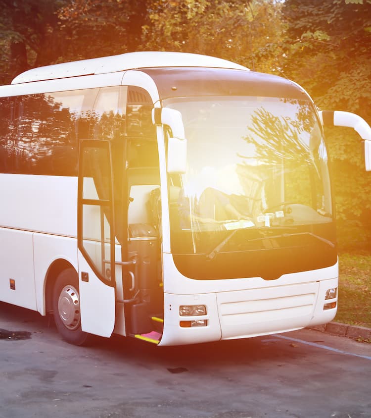 safe and reliable bus charter in Miami